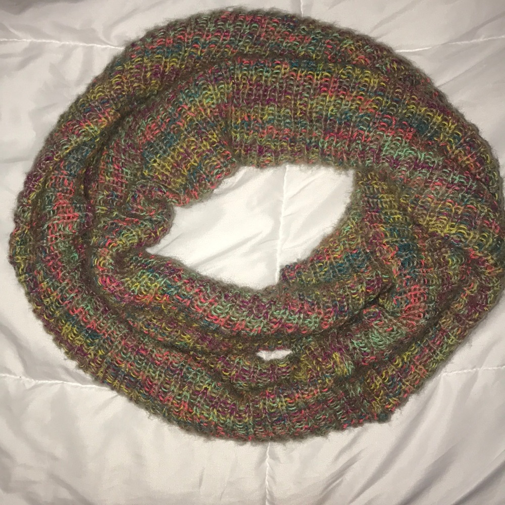 infinity scarf